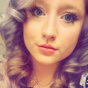 Meet your Posher, Carly